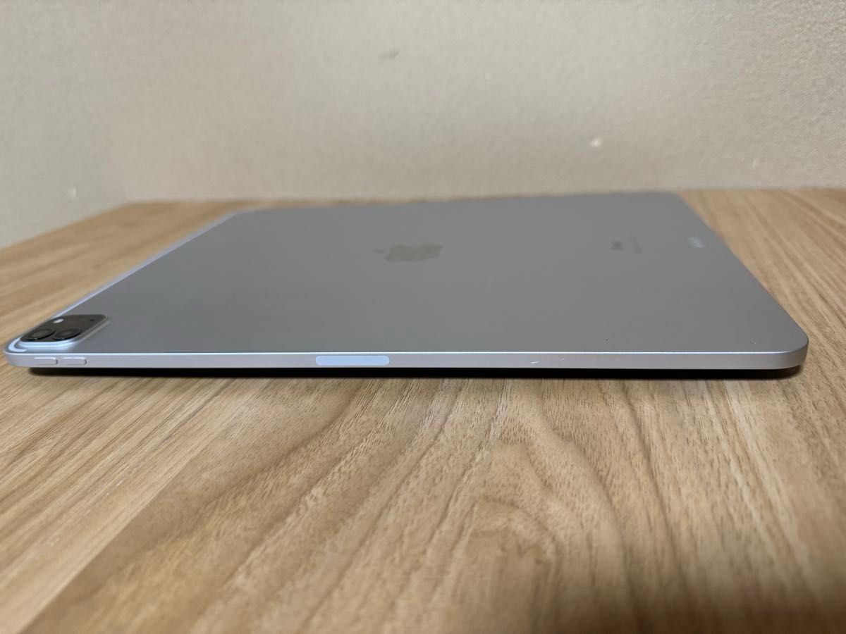 良品】iPad Pro 12 9インチ 第4世代 Wi-Fi 512GB シルバー 良品】iPad Pro 12 9インチ 第4世代 Wi-Fi 512GB シルバー