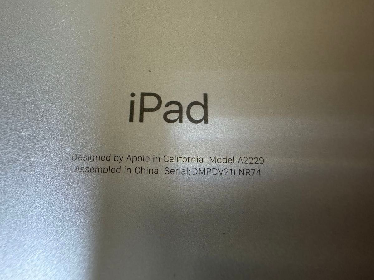 良品】iPad Pro 12 9インチ 第4世代 Wi-Fi 512GB シルバー 良品】iPad Pro 12 9インチ 第4世代 Wi-Fi 512GB シルバー