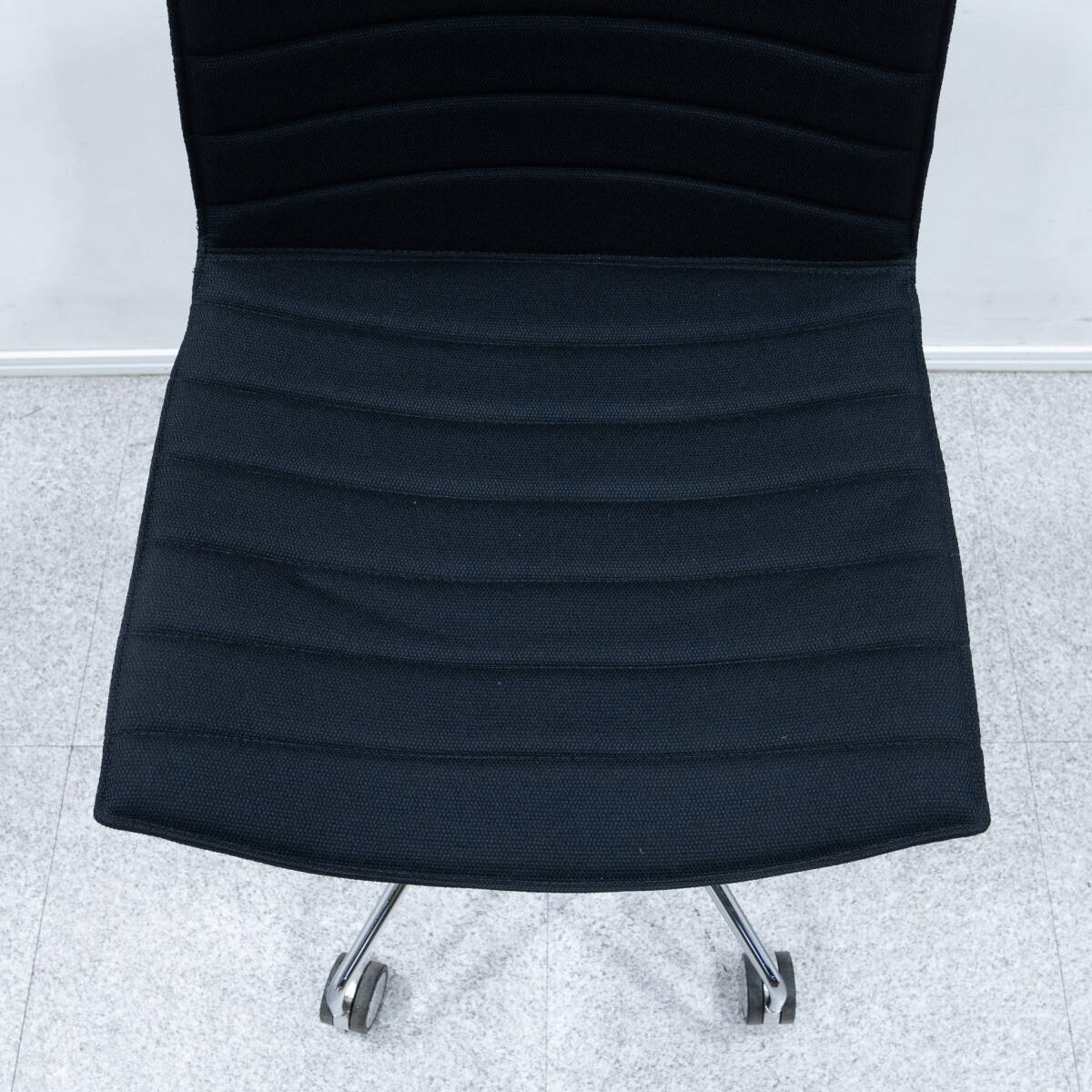 Yahoo!オークション - 【展示品】Arper アルペール CATIFA 46 Yahoo!オークション - 【展示品】Arper アルペール CATIFA 46