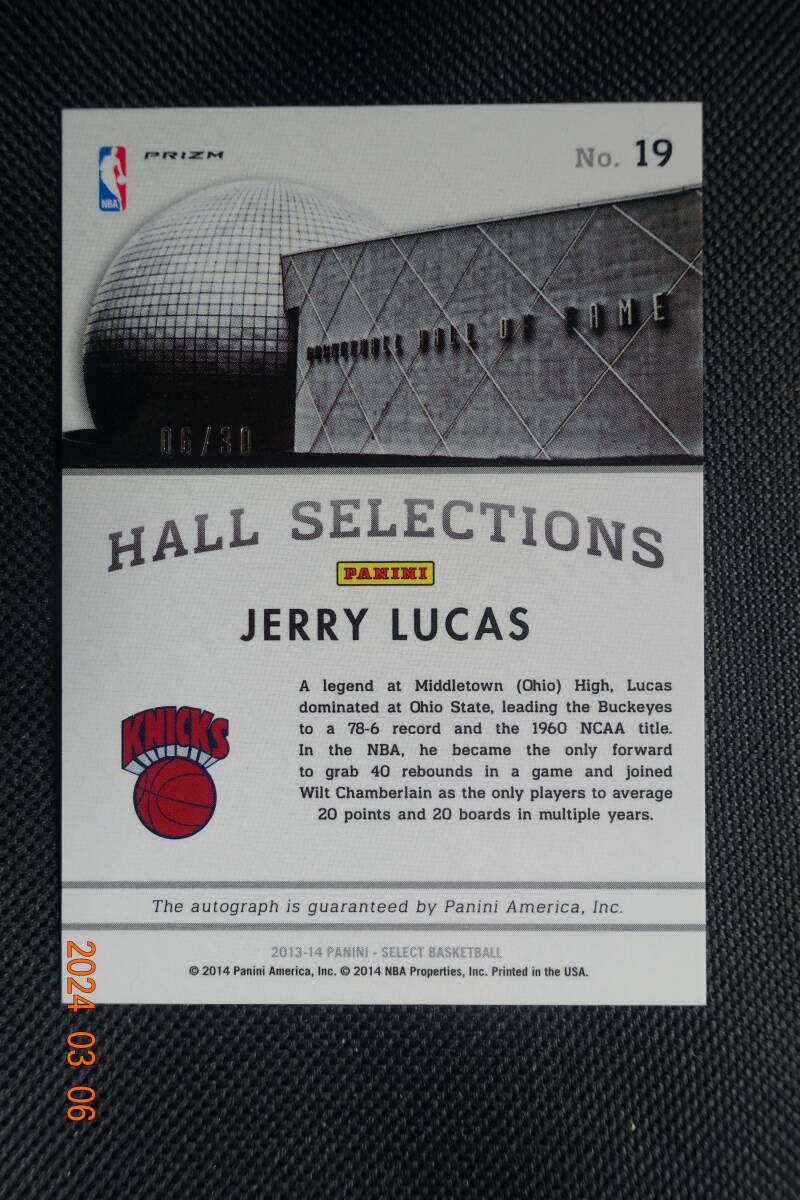 Jerry Lucas 2013-14 Panini Select Hall Selections Prizm Purple Signatures #06/30_画像2