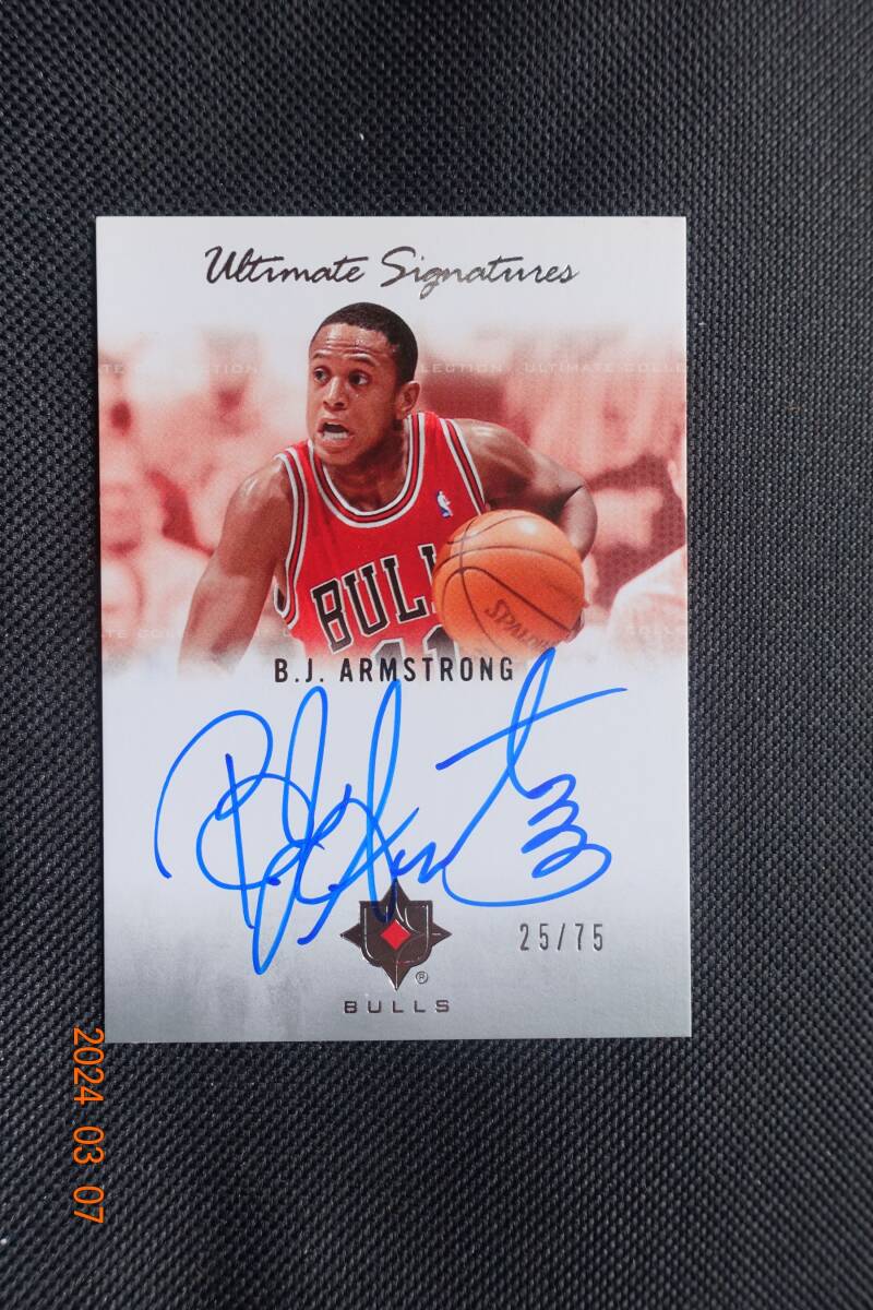 B.J.Armstrong 2007-08 Ultimate Collection 　Ultimate Signature #25/75_画像1