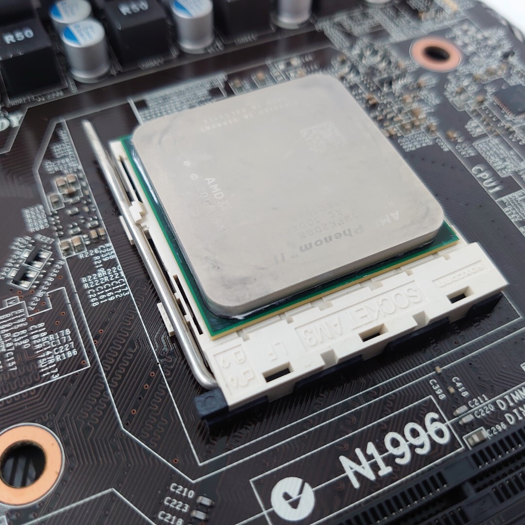 4A434C【動作保証付】MSI マザーボード 785GM-E65 CPU AMD PhenomII 付き_画像5