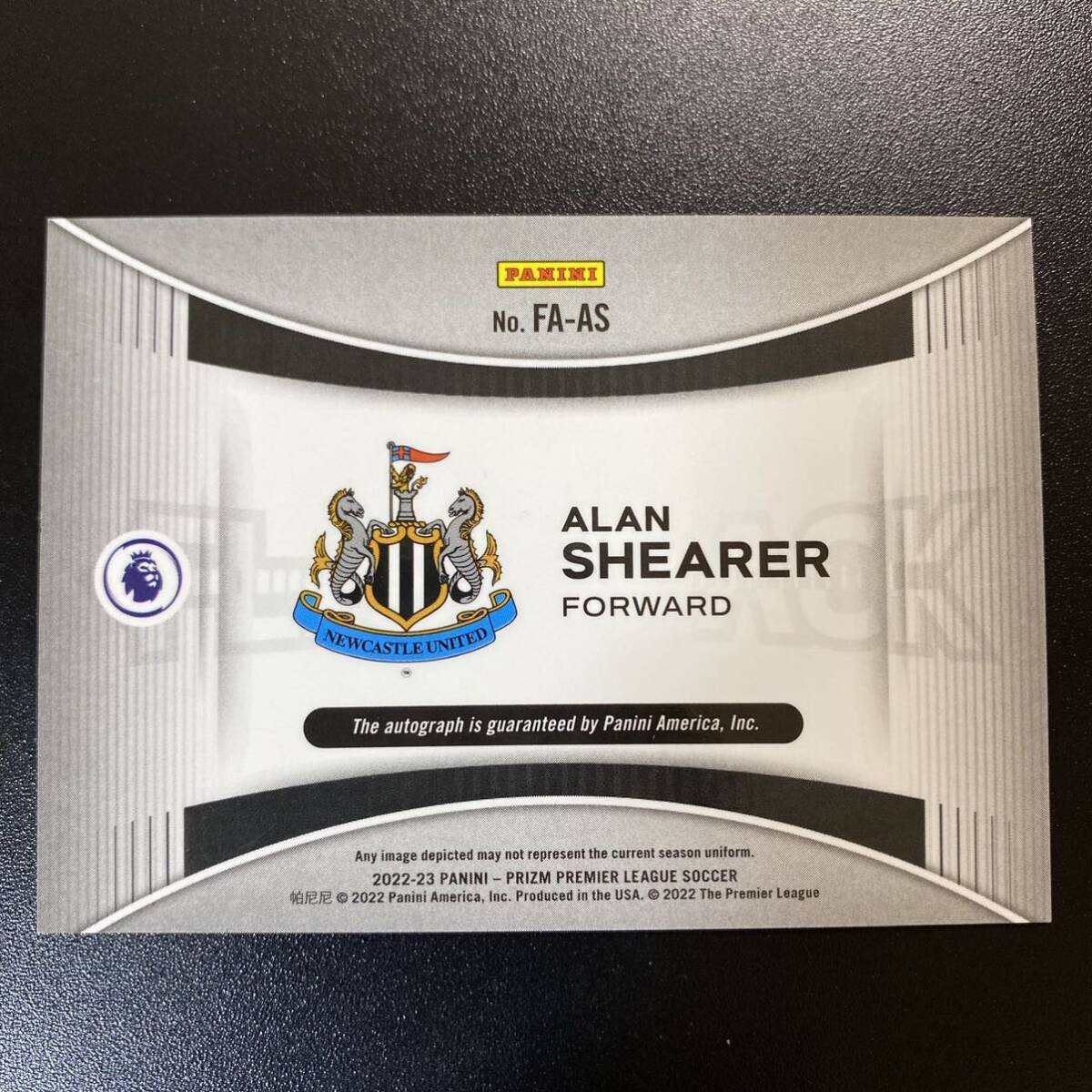 2022-23 Panini Prizm EPL Flashback Alan Shearer Autograph Newcastle United 直筆サインカード アラン・シアラーの画像2
