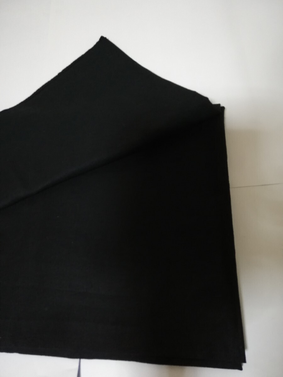 生地　ブラック　黒　長さ2.5m 巾112cm 綿混　無地　日本製