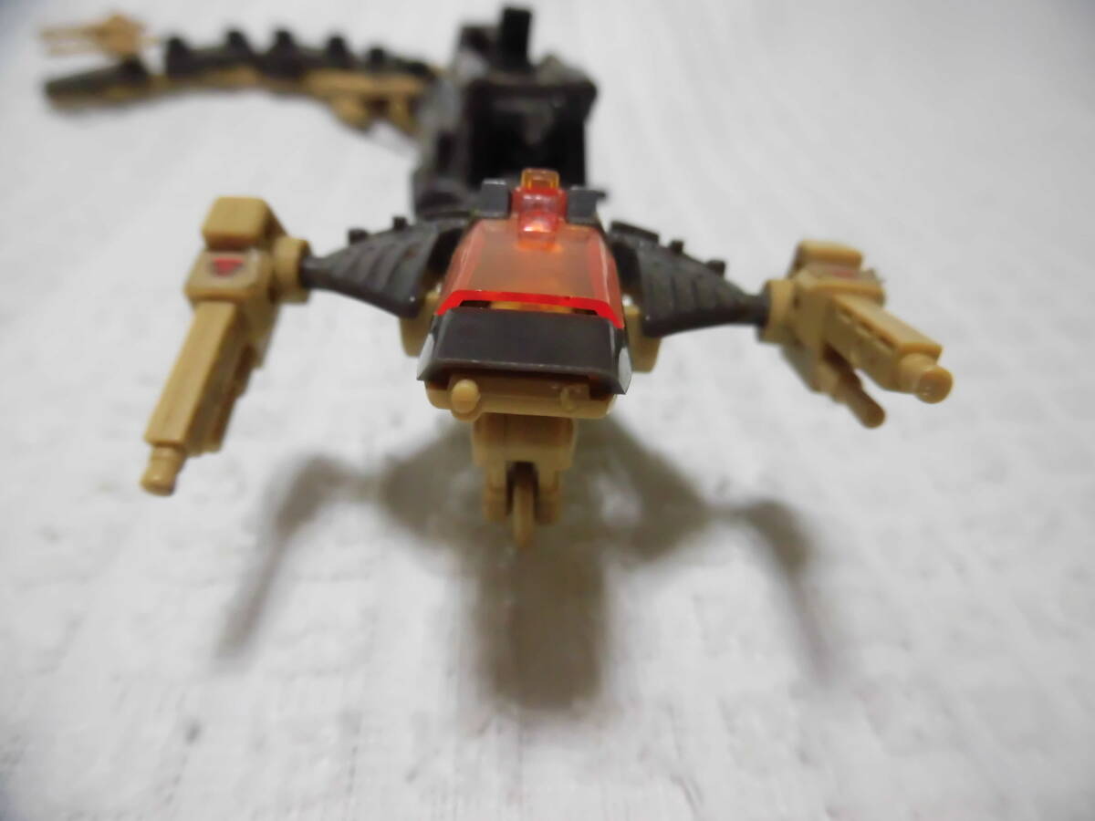 ★レトロ☆ZOIDS★珍品「[送料520円] TOMY ゾイド ステルスバイパー ジャンク 約29cm 部品に欠品有り ヘビ型 ZOIDS RZ-020」現状渡し_画像4