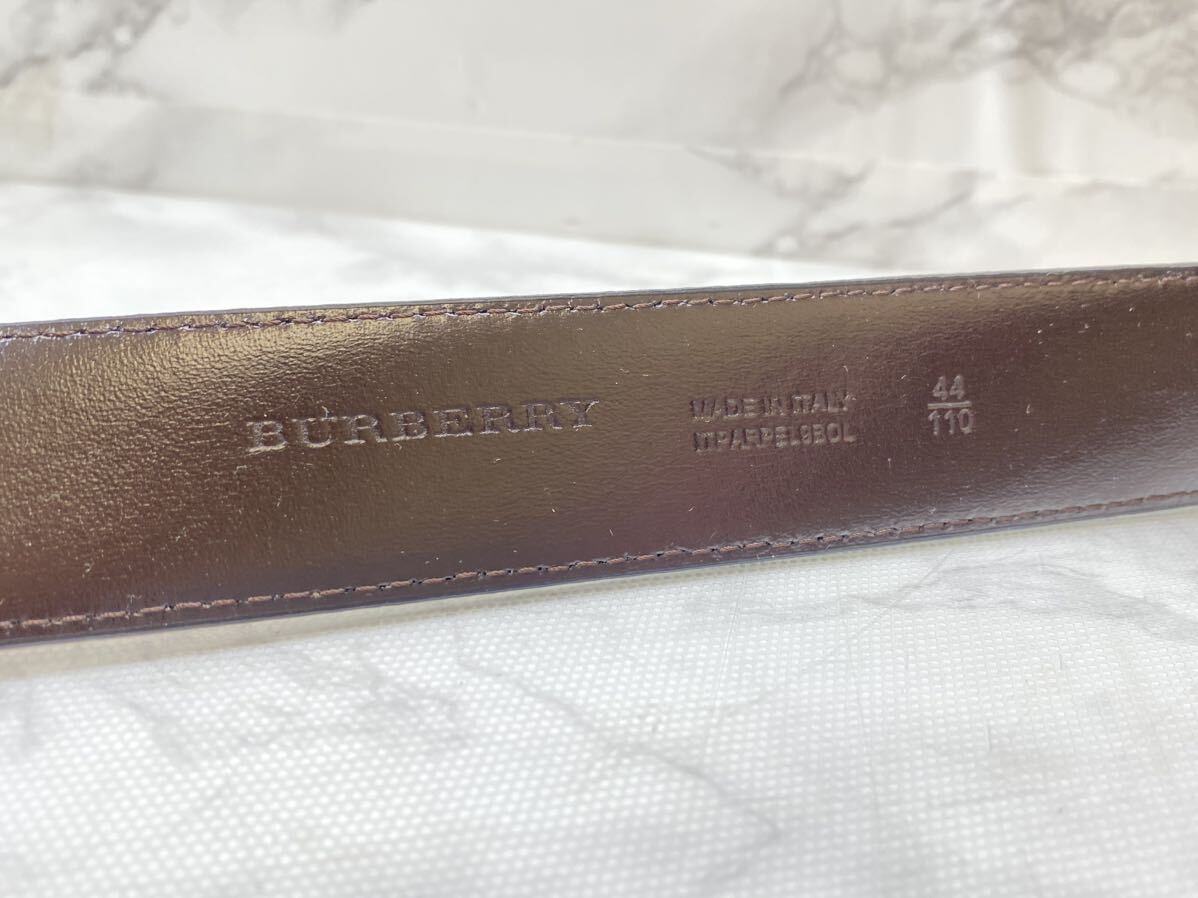 43122【自宅保管品】BURBERRY バーバリー ベルト ノバチェック ゴールドバックル 牛革×PVC 保存袋 タグ 箱付_画像6