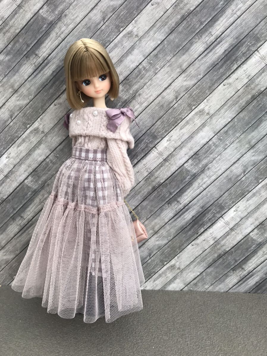 ＊Soran＊ リカちゃん　ピュアニーモ　ハンドメイド　２２cm お洋服セット　オフショルニット　チュールスカート　　バッグ_画像6