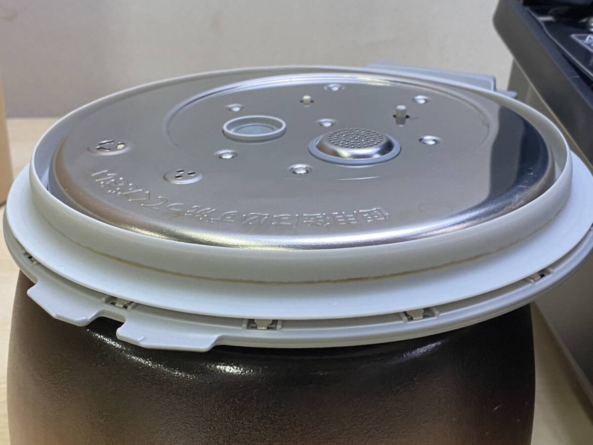 Panasonic 炊飯器 SR-VSX101 可変圧力IHジャー おどり炊き 2021年製の画像6