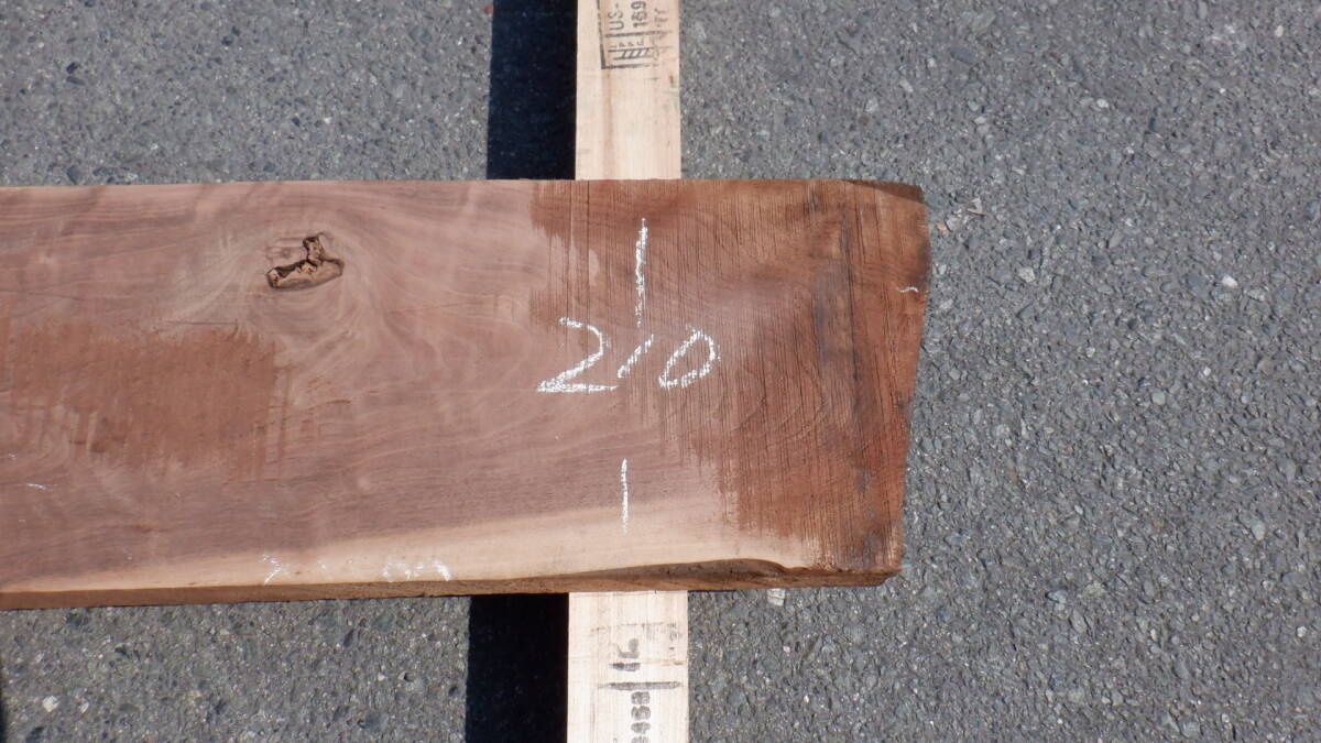☆大人気!杢入り!!☆ ウォールナット (厚50ｍｍ,幅約220mm,長さ約1200mm) 乾燥済 DIY 板 板材 一枚板 木材 木 端材 DIY 銘木 送料無料 3番の画像8