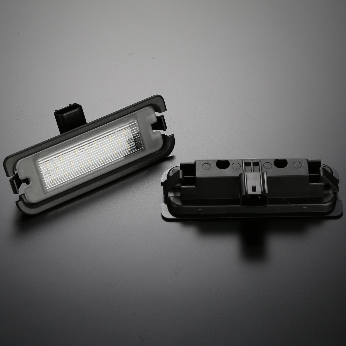 フォード マスタング 7代目 2015- MUSTANG LED ライセンスランプ ナンバー灯 6500K R-459_画像3
