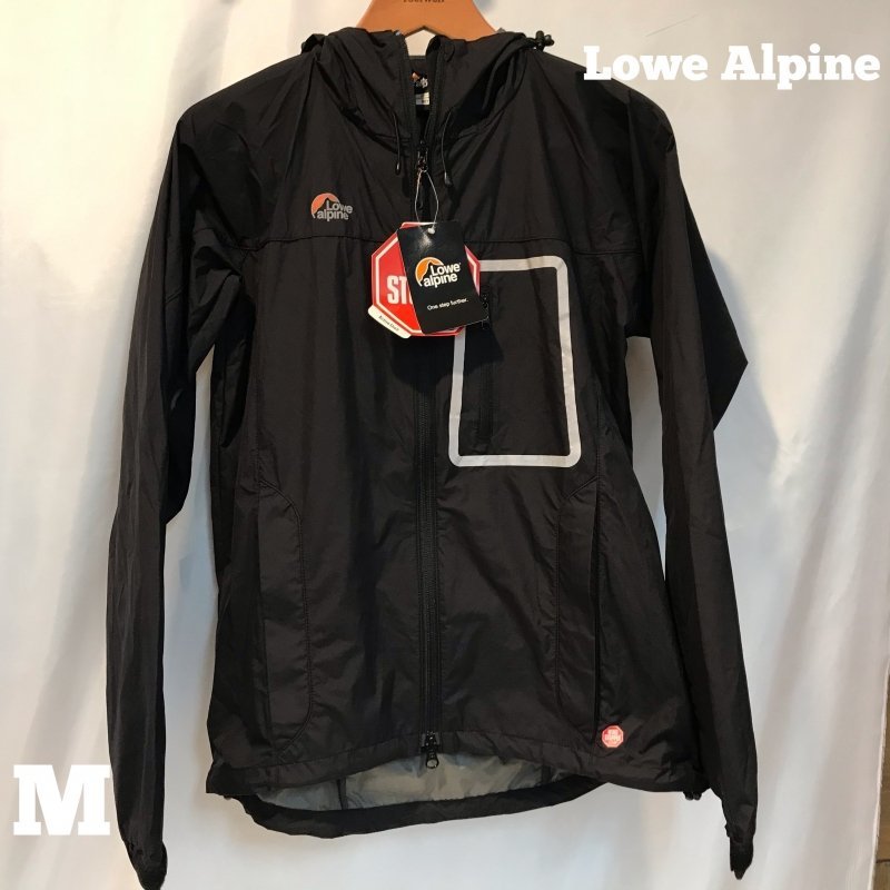 【未使用品】 Ｌｏｗｅ Ａｌｐｉｎｅ ナイロンジャケット ロウ・アルパイン ブラック Ｍサイズ ＬＳＭ１１０１０ 洋品紳士服/252_画像1