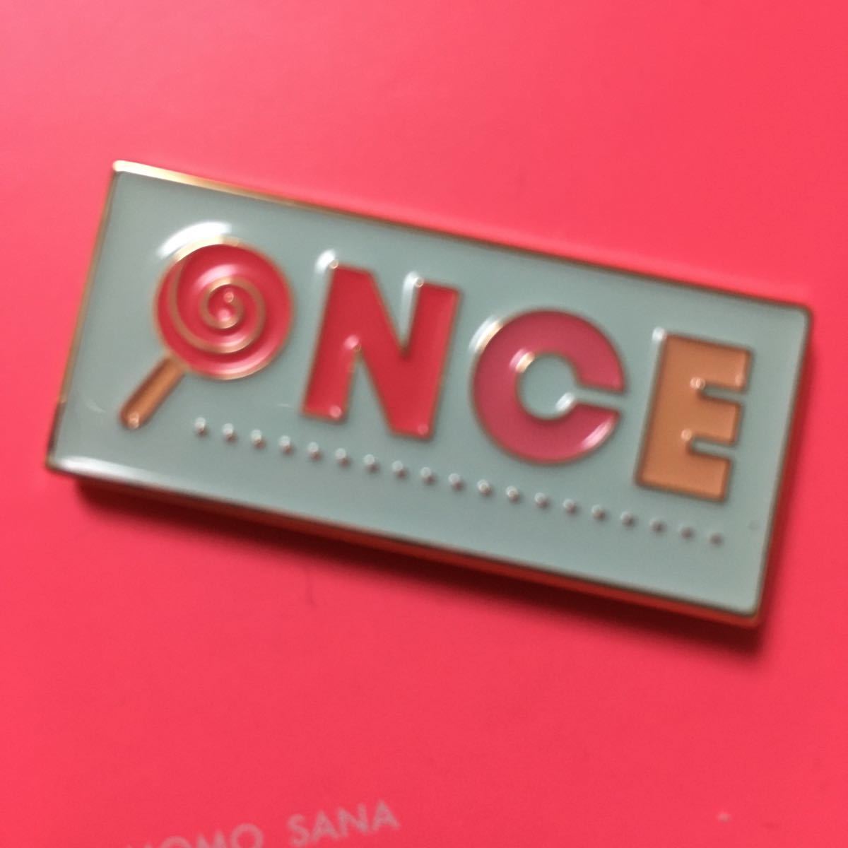 送料込み　TWICE　ピンバッジ　ファンクラブ入会特典　FANCLUB　ONCE JAPAN　非売品　箱破損　ピンバッチ　K-POP