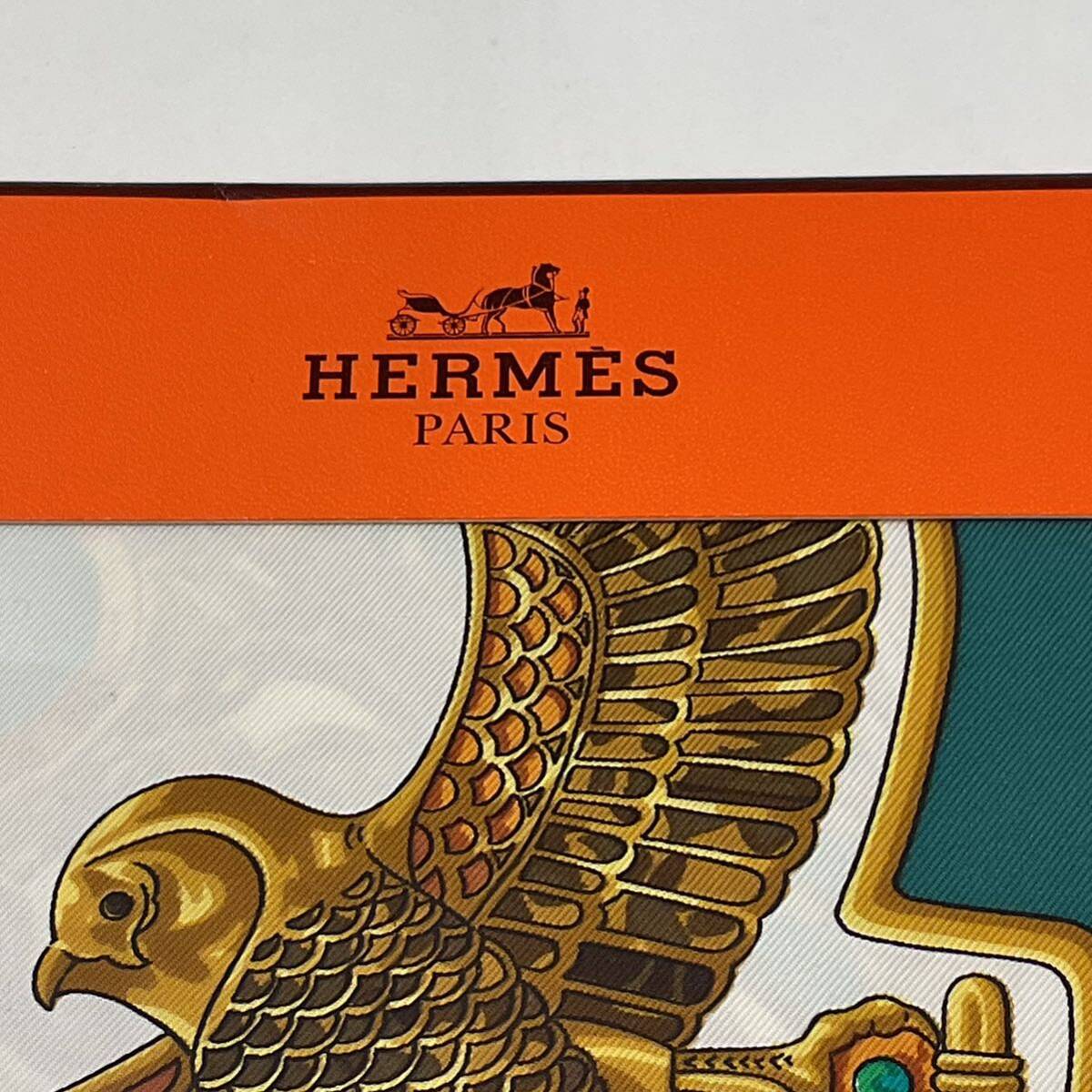 3142 HERMES エルメス カレ シルク スカーフ 古代エジプト スカラベ柄 グリーン ショパール レッド 2つセット おまとめ_画像4