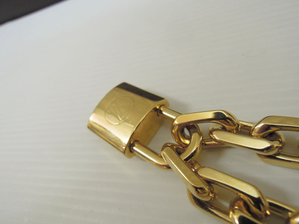 3872) Louis Vuitton LOUIS VUITTON LVkolieLV край katena колье Gold MP2993 пакет * с коробкой 