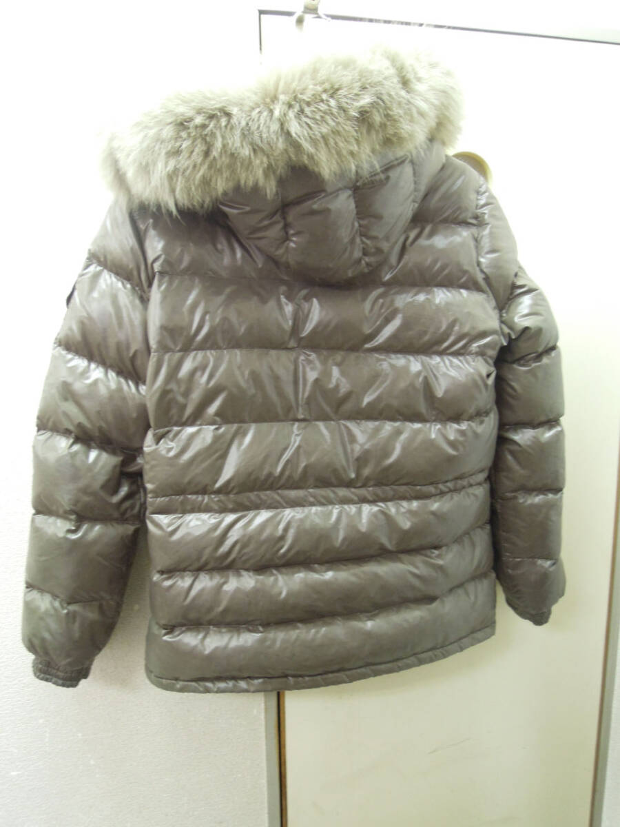 3836) MONCLER モンクレール ロッド ダウンジャケット ファー 44502/91/68950 サイズ2の画像2