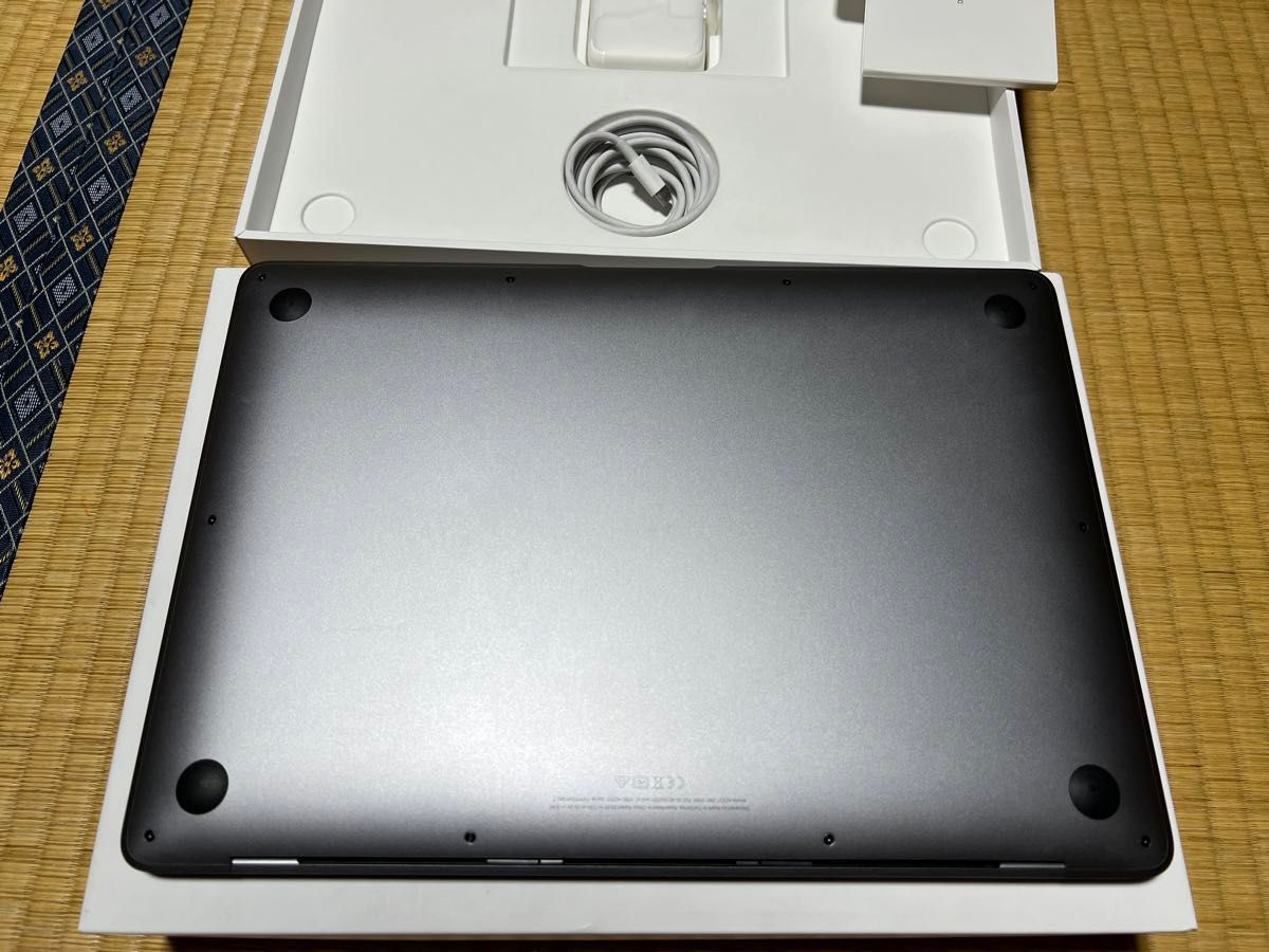 MacBook Air 13インチ M1 16GB/2TB バッテリー新品交換済み MacBook Air 13インチ M1 16GB/2TB バッテリー新品交換済み
