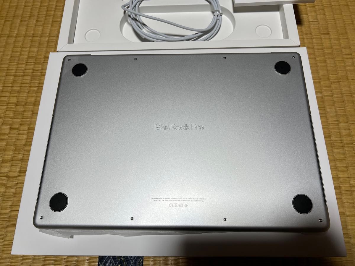 美品　MacBook Pro 2021 14インチ　M1 Pro 16GB/512GB 英語（US）キーボード　MKGR3JA/A