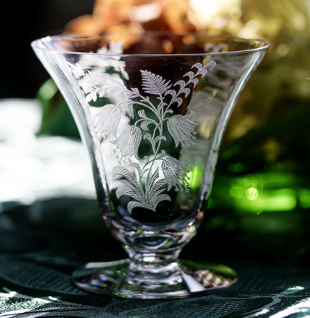ティフィン クリスタル フクシア エッチング オイスター カクテル リキュールグラス 酒 日本酒 猪口 吟醸 アンティーク ビンテージの画像1