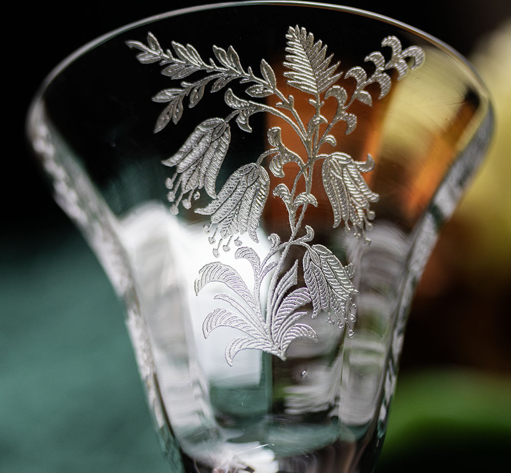 ティフィン クリスタル フクシア エッチング オイスター カクテル リキュールグラス 酒 日本酒 猪口 吟醸 アンティーク ビンテージの画像2