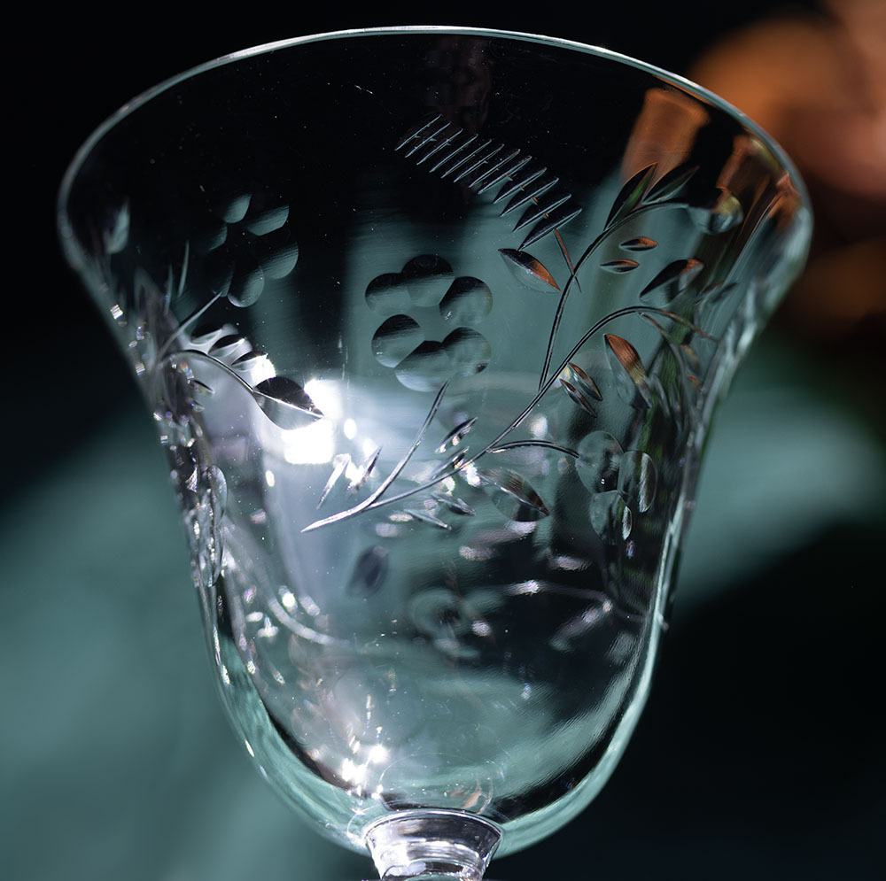 1940年代 リビー クリスタル ロックシャープ フラワー ＆ リーフ カッティング リキュールグラス 2個 酒 日本酒 猪口 吟醸 アンティーク_画像2
