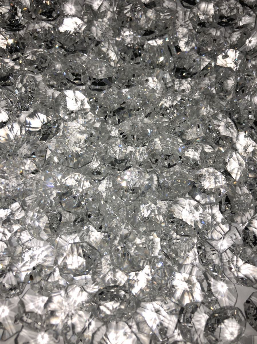 シャンデリア用2穴14ｍｍビーズ300個クリスタル ガラス製 クリアカラー デコトラ プロフィア ギガ クオン ゴールドリング300個付き_画像1