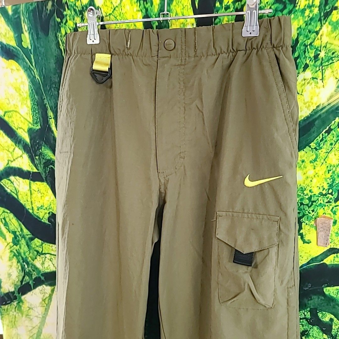 ナイキ NIKE ナイロンパンツ 刺繍ロゴ 00s 00年代 オレンジタグ ナイキ NIKE ナイロンパンツ 刺繍ロゴ 00s 00年代 オレンジタグ