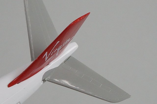 ★ DRAGON ドラゴン 1/400 A340-300 Virgin atlantic ヴァージン・アトランティック航空 レジ番号付与なし 55081_画像5