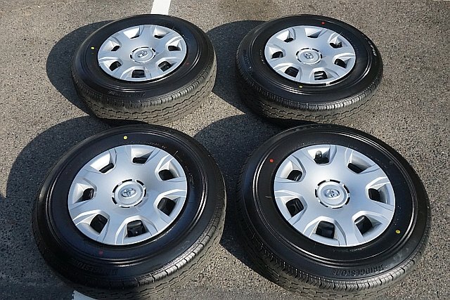 ハイエース 新車外し ブリヂストンタイヤ ホイールタイヤ 15インチ 4本セット 195/80R15 107/105S LT 【送料落札後調整】_画像1