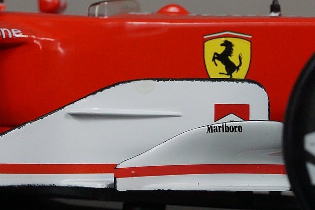 Hot Wheels ホットウィール 1/18 Ferrari フェラーリ F2003-GA M.シューマッハ #1 マルボロ仕様 B1023_画像5