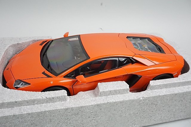 AUTOart オートアート 1/18 Lamborghini ランボルギーニ アヴェンタドール LP700-4 メタリックオレンジ 74665_画像1