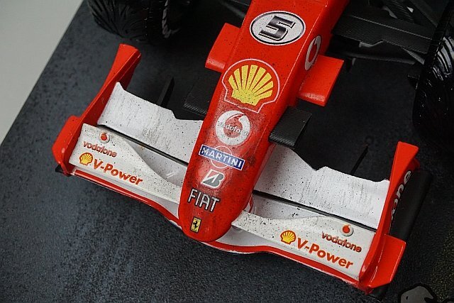 Hot Wheels ホットウィール 1/18 Ferrari フェラーリ F1 F248 M.シューマッハ 上海 中国GP 優勝 2006 #5 J2995_画像6