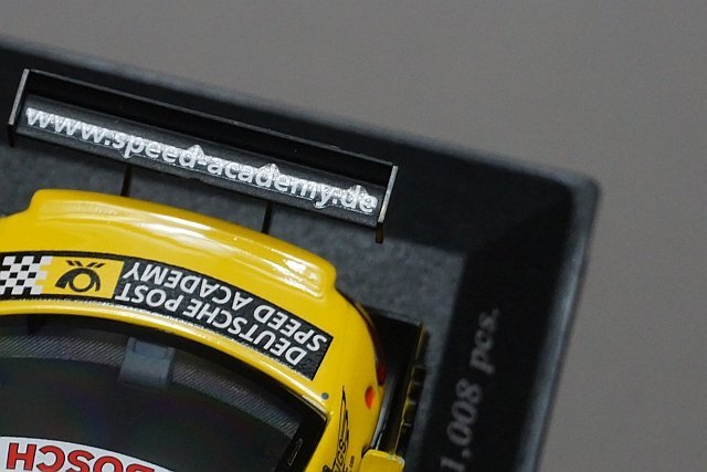 ミニチャンプス PMA 1/43 Mercedes Benz メルセデスベンツ Cクラス (2008) DEUTSCHE POST DTM 2010 #17 400103817_画像3