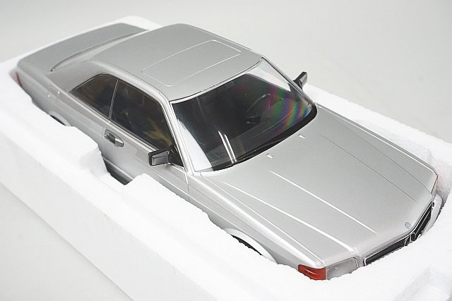 KK-Scale KKスケール 1/18 Mercedes Benz メルセデスベンツ 560 SEC C126 1985 シルバー KKDC180332_画像2