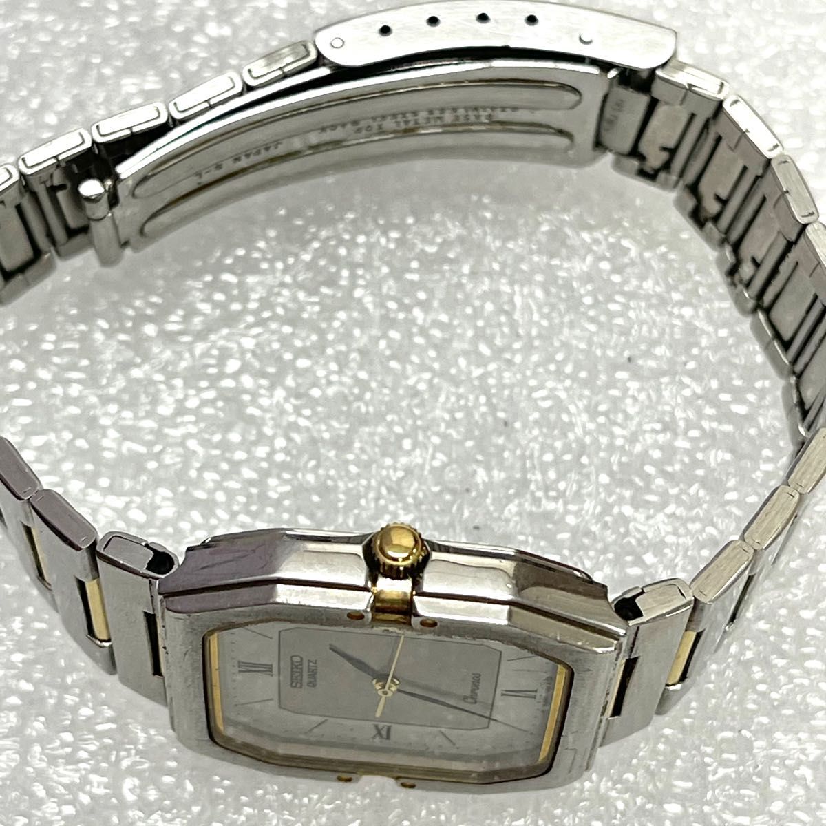 稼働　SEIKOクロノス　1984年製　スクエアケース　コンビカラー　セイコー　ヴィンテージ　クロノス　メンズ腕時計