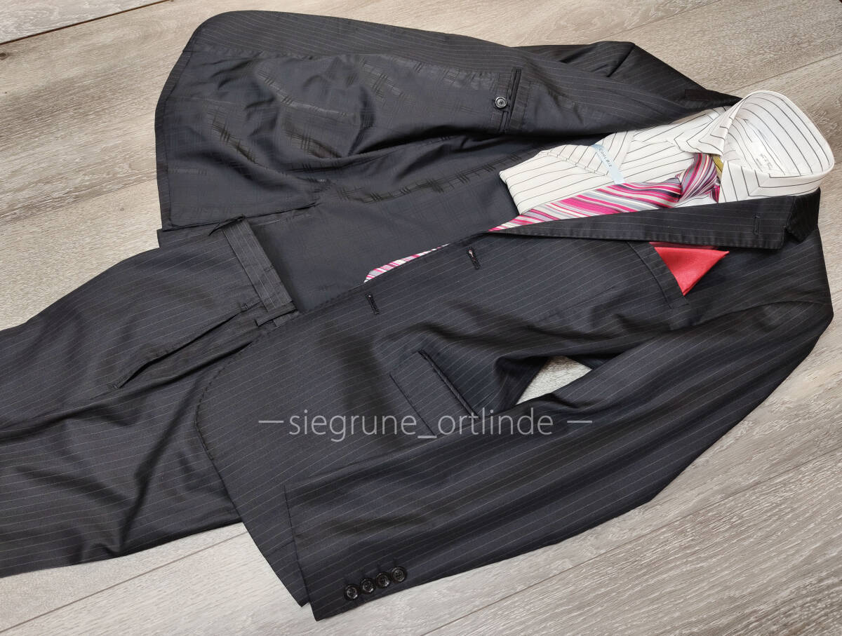 【美品】ブラックレーベル 光沢ブラック セットアップ スーツ ノバチェック裏地 94-78-175 40R相当 (L/76サイズ) BURBERRY BLACK LABEL_擦れやテカリの無い美品です