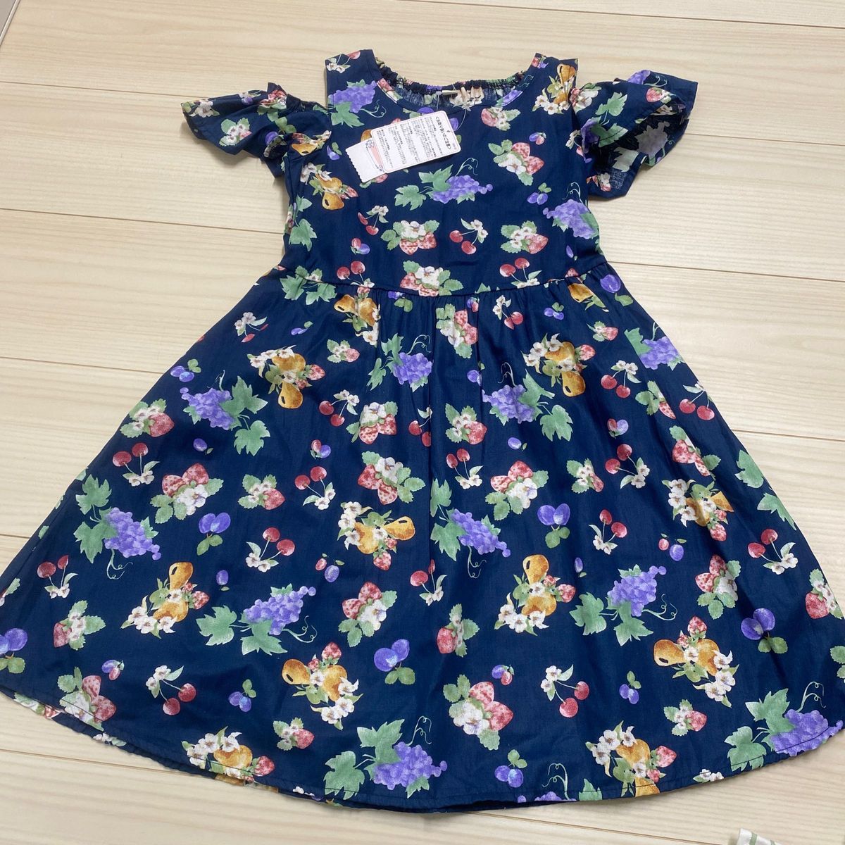 新品！キッズ子ども女の子ワンピーストップス半袖Tシャツ３点セット１３０センチ