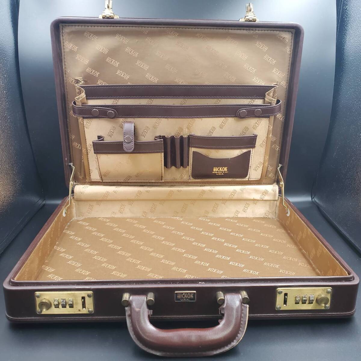 *1 jpy start *#23145 HICKOK USA Pilot case briefcase attache case dial lock Brown imitation leather bag office work supplies 