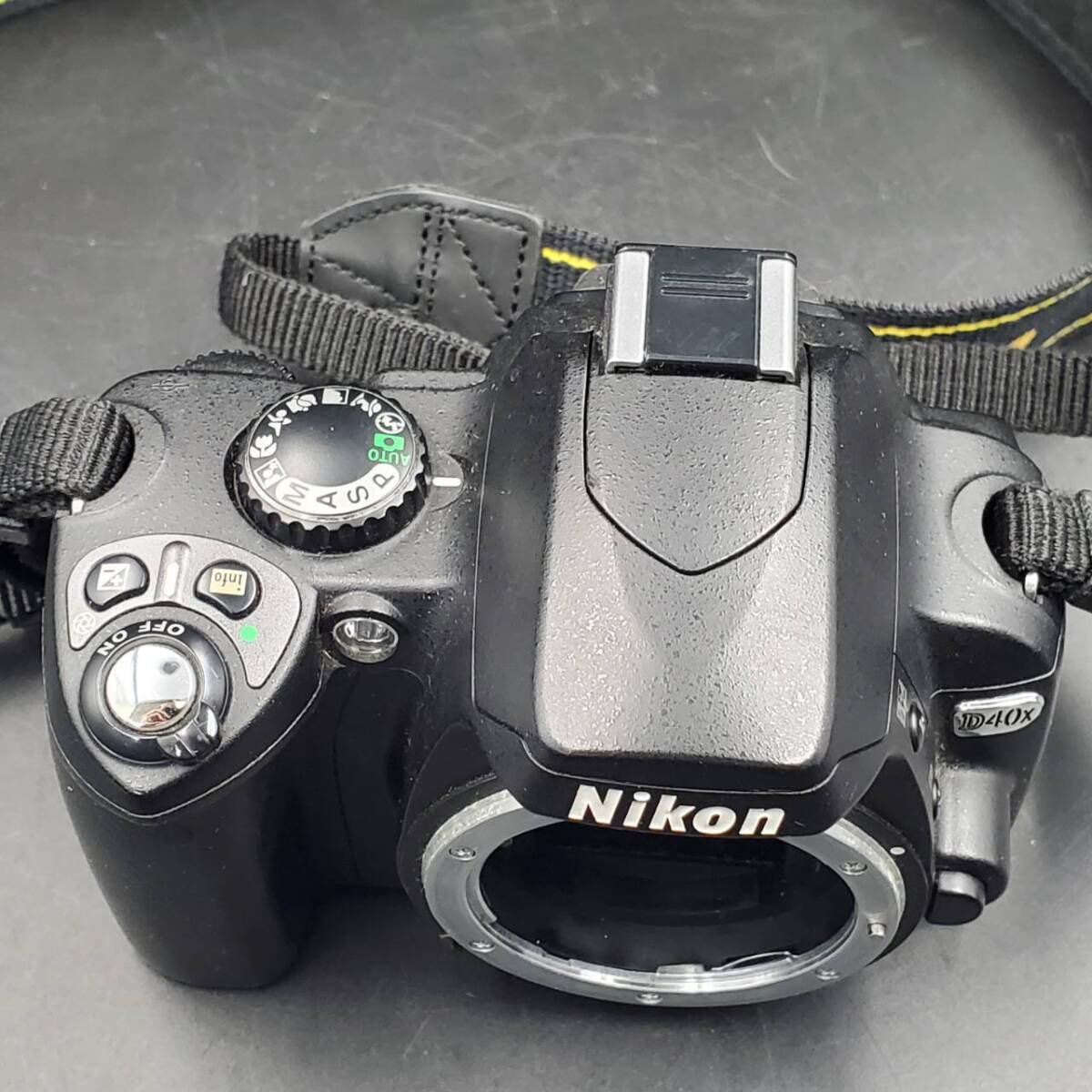 #25393B デジカメ ニコン Nikon D40x 【動作未確認/ 電源確認済み / 説明書・充電器付き】デジタルカメラ 撮影 写真 コンパクト _画像6