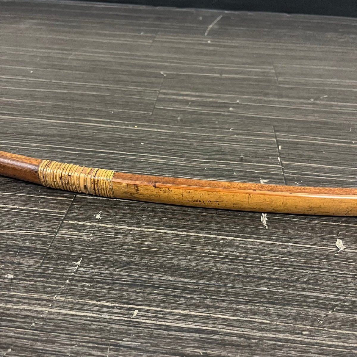在銘 竹弓 弓道 和弓 全長約224cm 重量620g 031911w/T18(260) 在銘 竹弓 弓道 和弓 全長約224cm 重量620g 031911w/T18(260)