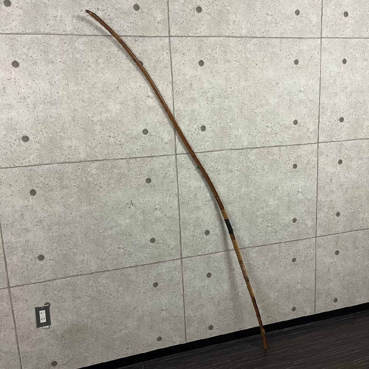 在銘 竹弓 弓道 和弓 全長約224cm 重量620g 031911w/T18(260) 在銘 竹弓 弓道 和弓 全長約224cm 重量620g 031911w/T18(260)