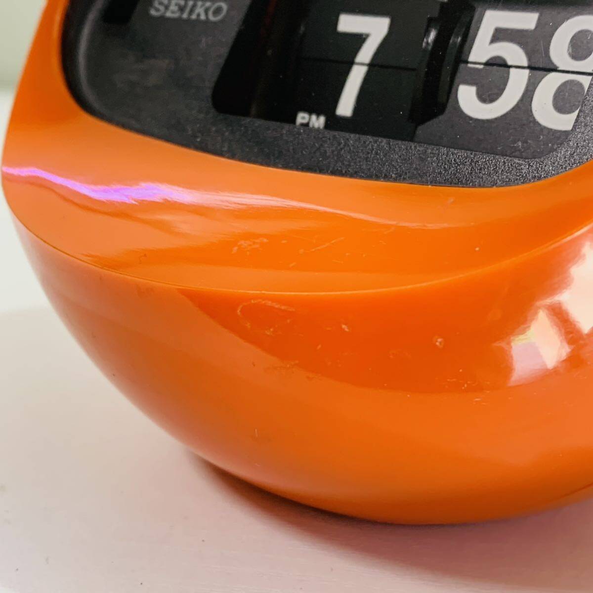 SEIKO セイコー デジタル時計 SD-506 パタパタ時計 オレンジ 球形 ラウンド 置時計 60Hz 昭和レトロ アンティーク ビンテージ 動作確認済_画像7