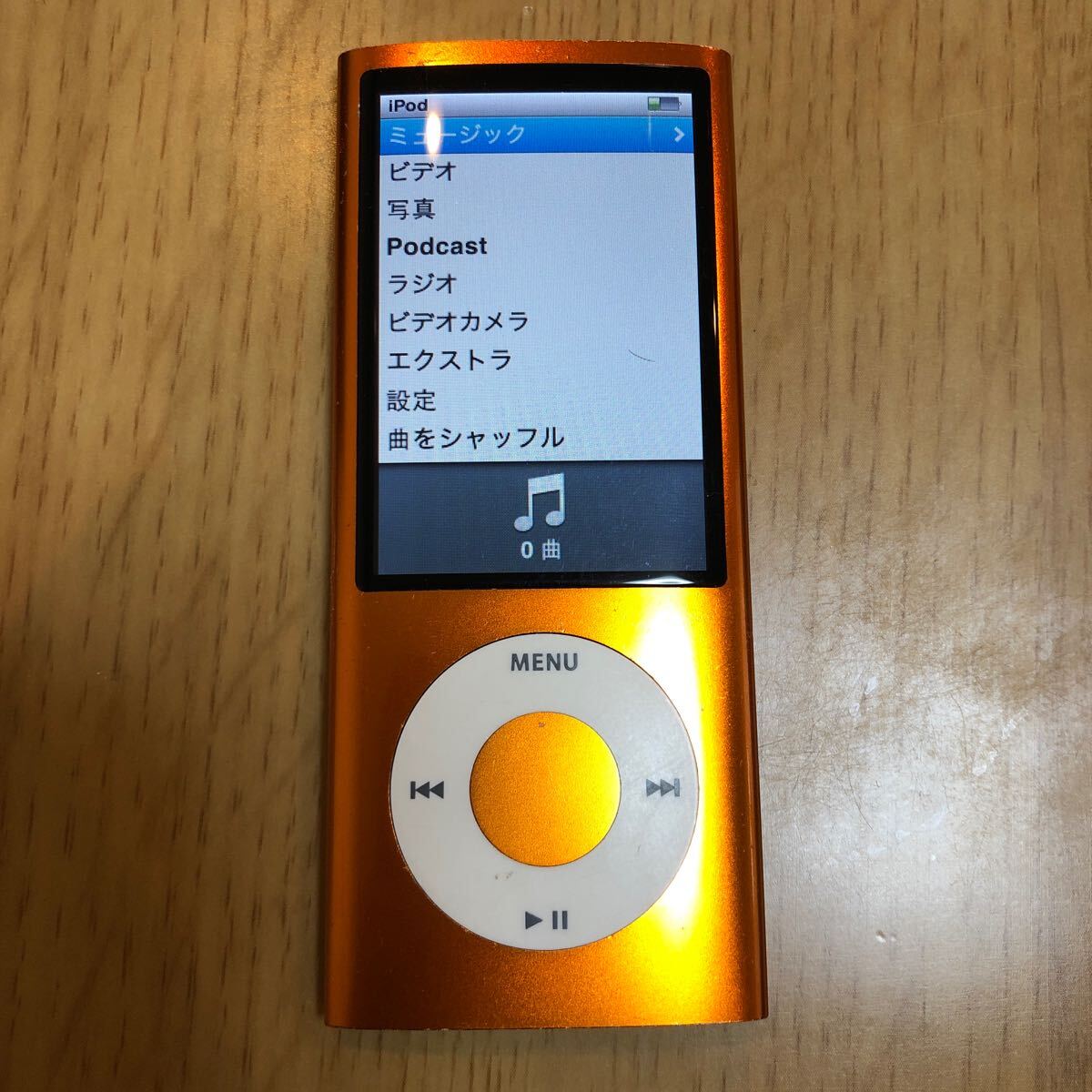 iPod nano 5世代 オレンジ Apple アップル デジタルオーディオプレーヤー 8GB A1320 中古 初期化済_画像1