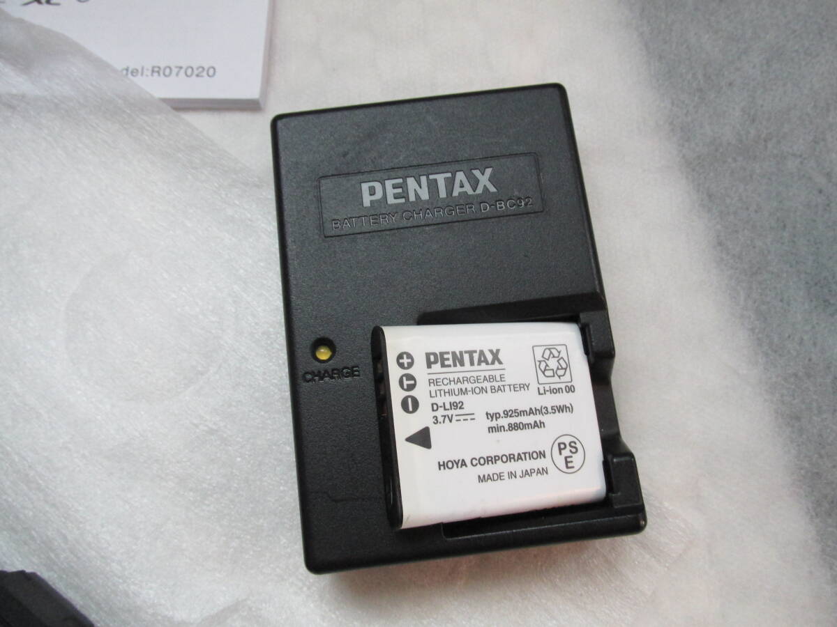 未使用　PENTAX　ペンタックス　リコー WG-90　コンパクトデジタルカメラ＋予備バッテリー、充電器付き_中古充電器予備バッテリー（劣化保証なし）