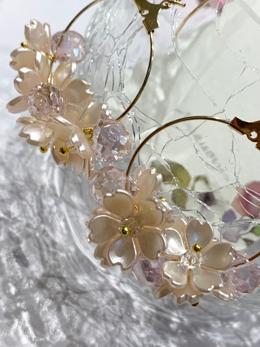 150.桜ピアス ハンドメイド お花ビーズデザイン イヤリング 春ピアス さくら　サクラ　桜