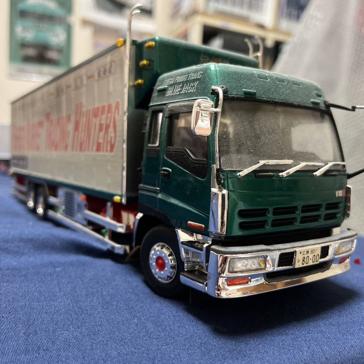 アオシマ1/32いすゞギガ初期型デコトラ仕様 - トラック アオシマ1/32いすゞギガ初期型デコトラ仕様 - トラック