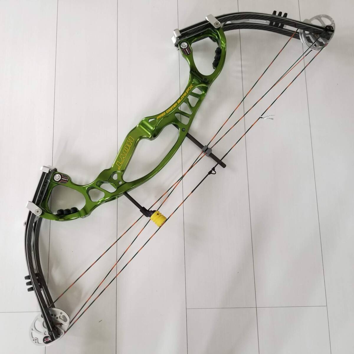  archery HOYT PRO COMP ELITE FX Compound bow 50-60 pound 26.5 -inch SPIRAL X cam 