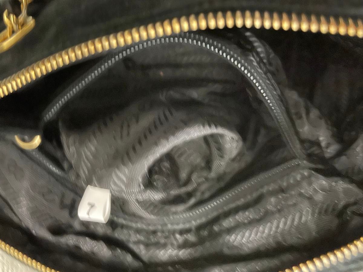 PRADA プラダ スエード チェーン ハンドバッグ ミニボストン PRADA プラダ スエード チェーン ハンドバッグ ミニボストン