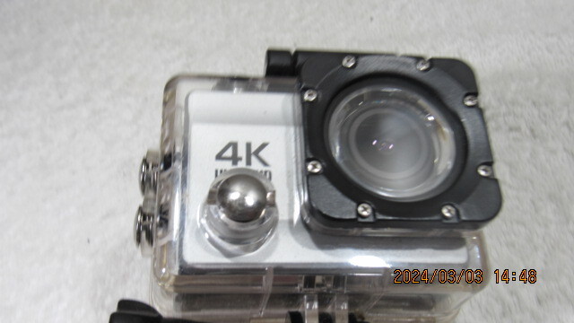  アクションカメラ MUSON 4K UltraHD 防水カバー 本体のみ動作未確認 ジャンク品　_画像10
