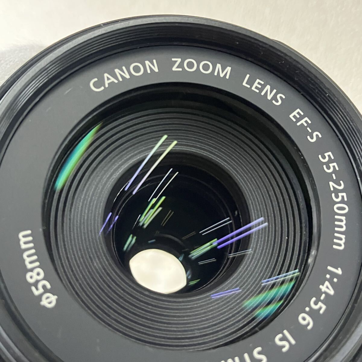 ♪【売り切り】Canonキヤノン EF-Sマウント 55-250mm 1:4-5.6 IS STM ズームレンズ カメラレンズ 手ぶれ補正 MACRO 0.85m/2.8ftの画像9