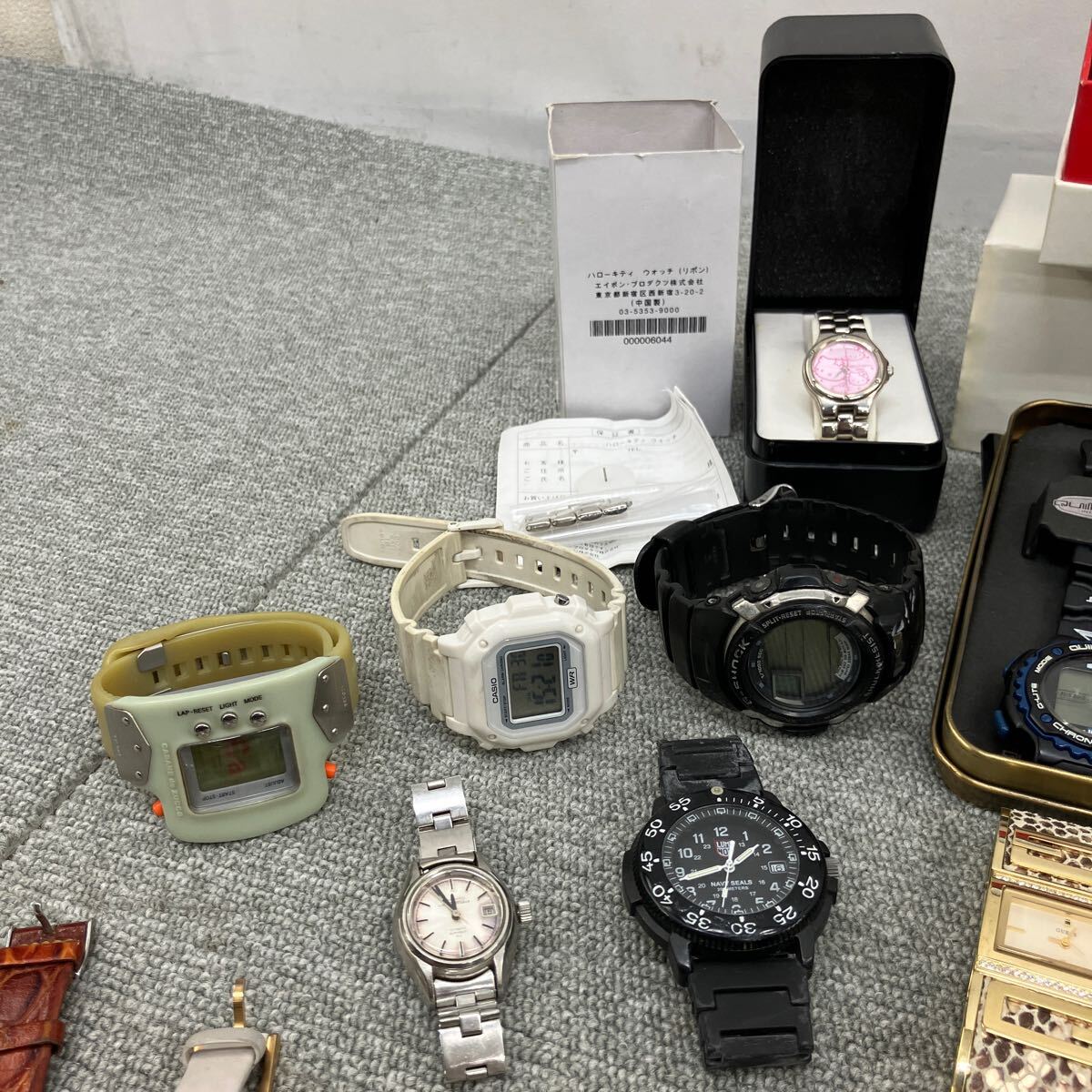 ♪【売り切り】ブランド時計大量まとめセット！CASIO カシオ SEIKO セイコー CITIZEN シチズン NIXON ニクソン GUESS ゲス etc..._画像3